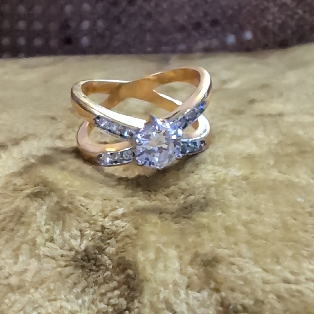 Crystal Fashion Ring